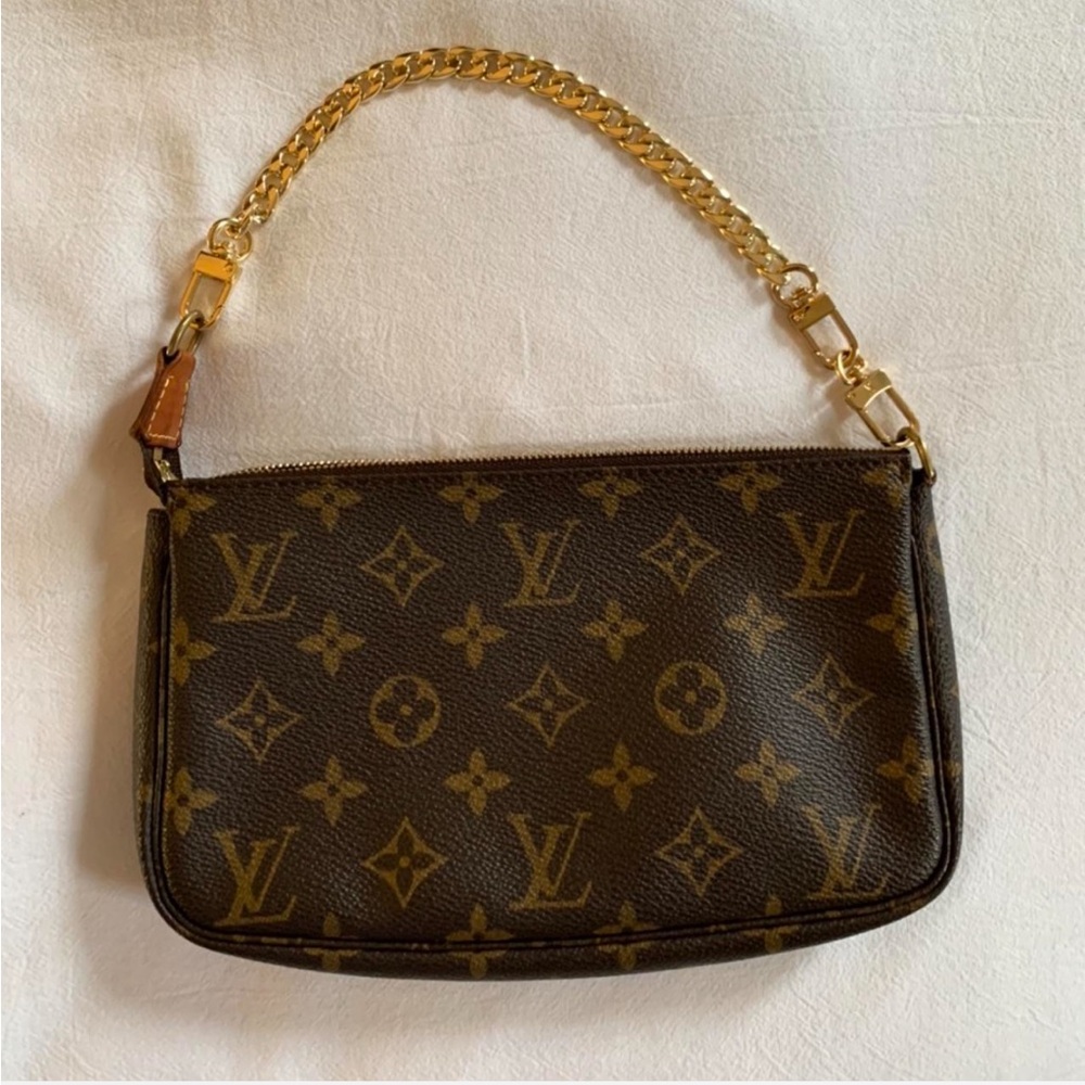 Louis Vuitton Pochette